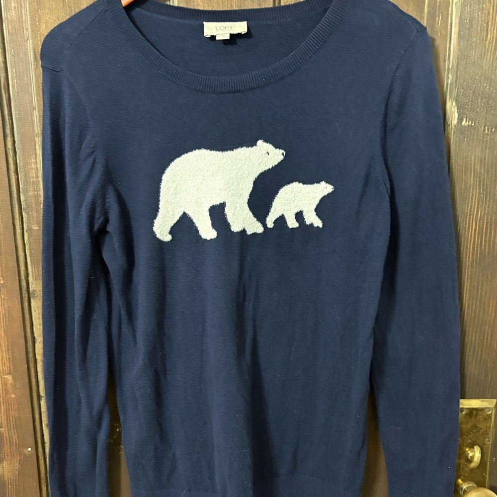 Loft Outlet Navy Sweater with Polar Bear Design Women’s Size S